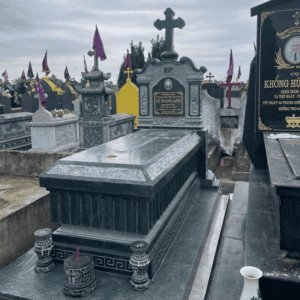 Mộ đá granite - Mẫu 16
